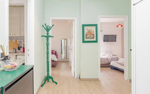 Bright & Cozy Home - City Center