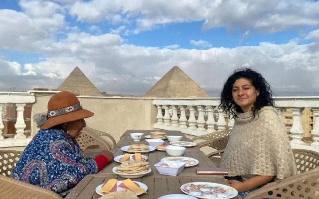 Pyramid Stars Inn