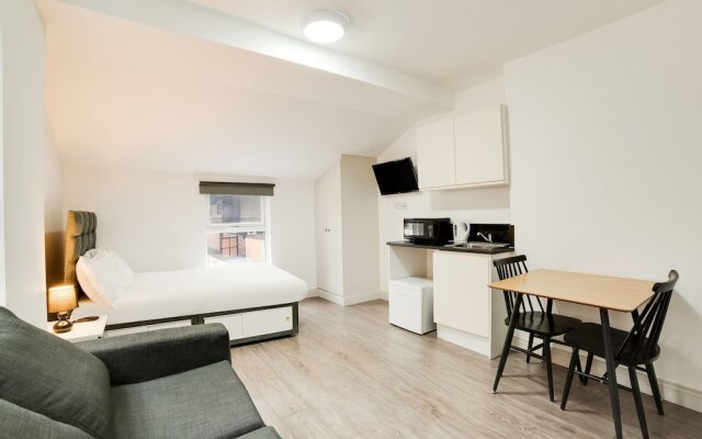 Stylish Studio in London near Wimbledon Park