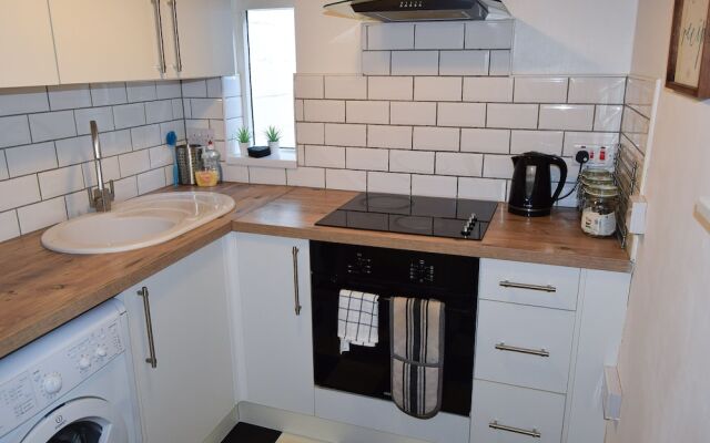 Charming 3-bed House in Central Nottingham