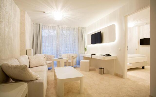 Digital Hotel Kronjuwel by BRIGHT Waldkirch - Self Check-in