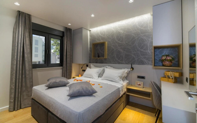 Amazing Apartment in Promajna With Wifi and 2 Bedrooms