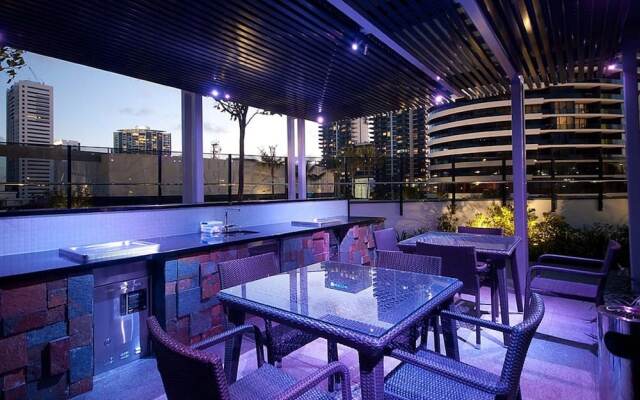 Oracle Resort - Holidays Gold Coast