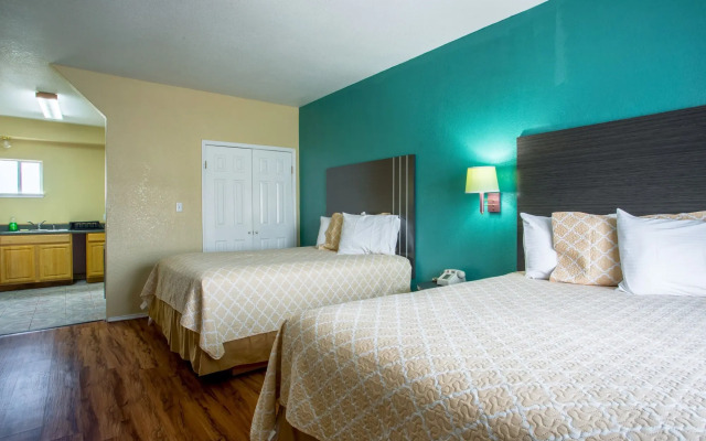 Pinn Road Inn and Suites