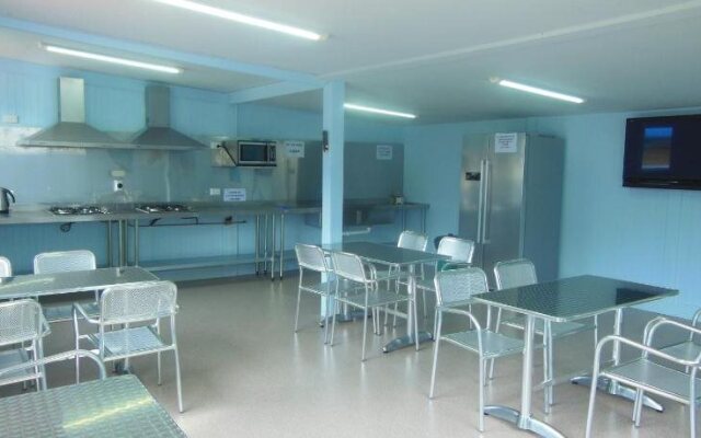 Waters Edge Holiday Park