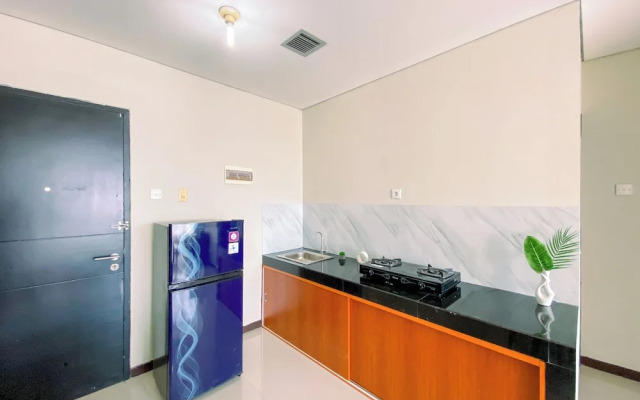 Good Designed and Homey 3BR Nifarro Park Apartment