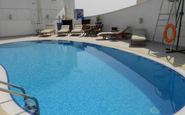 White Feather Hotel Apartments