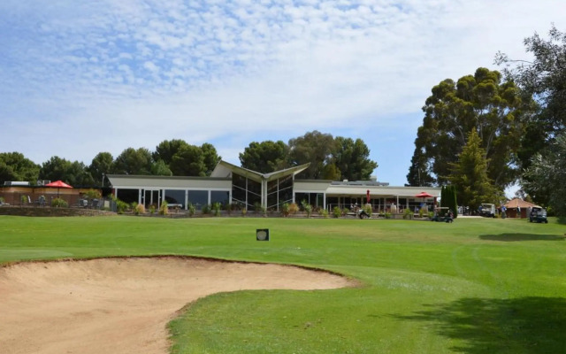 Renmark Resort