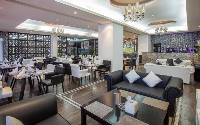 Loumage Suites & Spa Seef