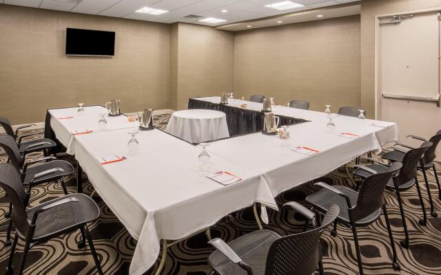 Crowne Plaza Phoenix Airport - PHX by IHG