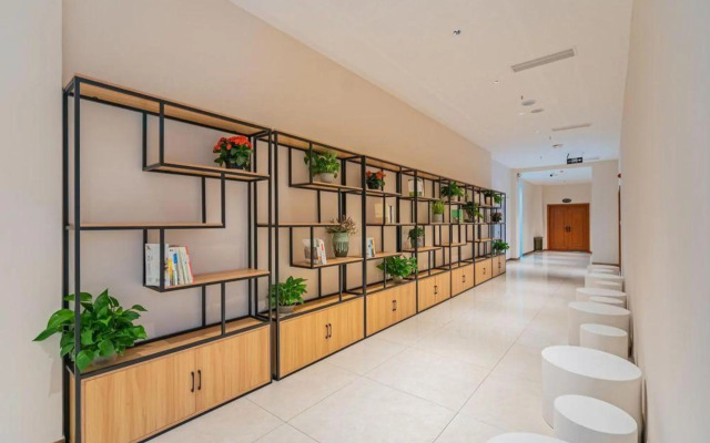 Cultural Palace Hotel