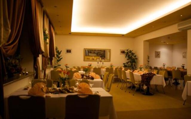 Hotel Roko