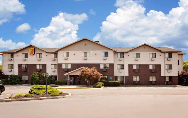 Super 8 By Wyndham Carlisle-South