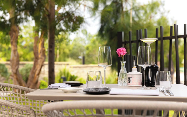 Ilot du Golf, BW Premier Collection