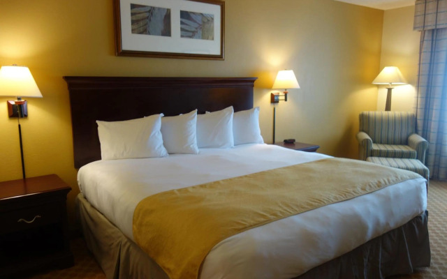 Country Inn & Suites by Radisson, Kingsland, GA