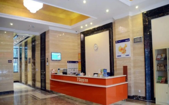 7 Days Inn Chengdu Wenjiang Ito Department Store Branch