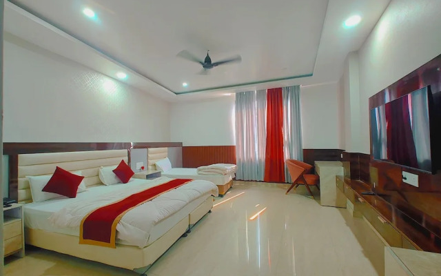Sitaynam Hotel & Resort-Infront RAM Temp