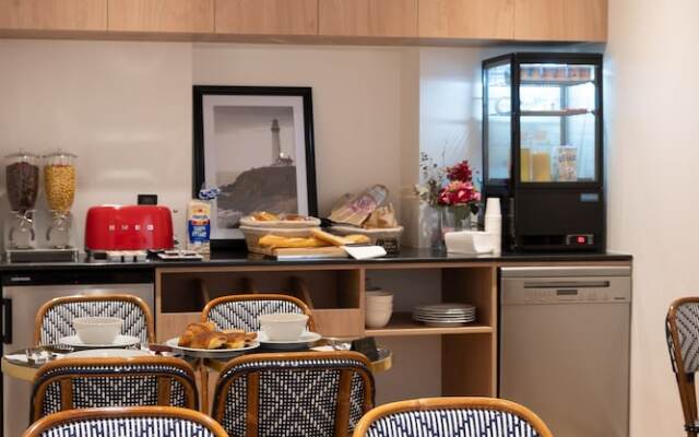 Private Apartment and Terrace Le Marais