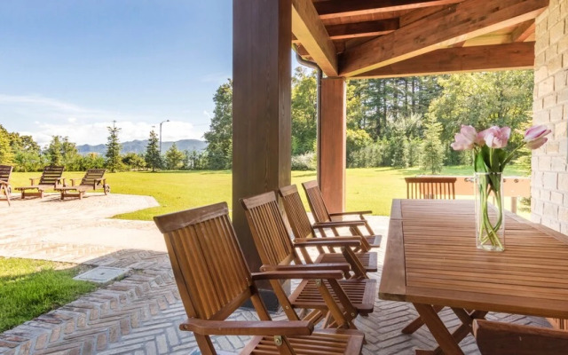 JOIVY MAS Avilo Villa Bobbio