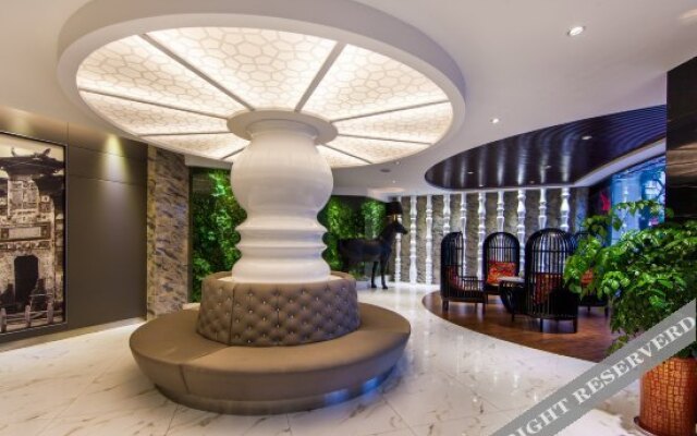 Yijia East Pinwei Hotel