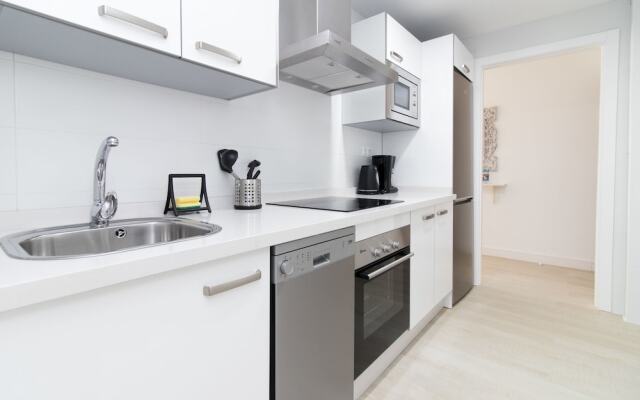 Quiet Apartment Nice Terrace By Town