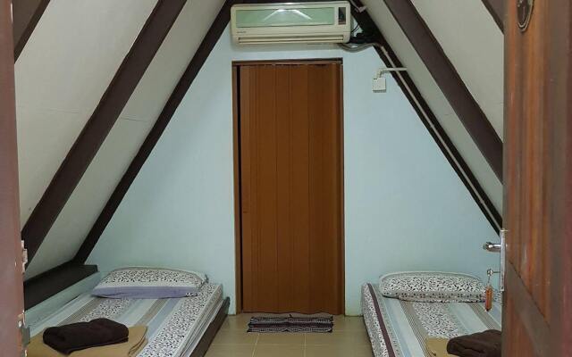 Pandan Laut Beach Resort