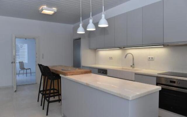 Armenistis Apartment 2