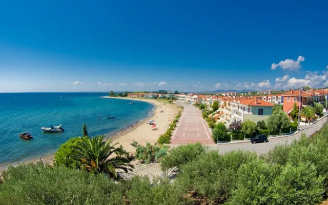Maistrali Beach Hotel