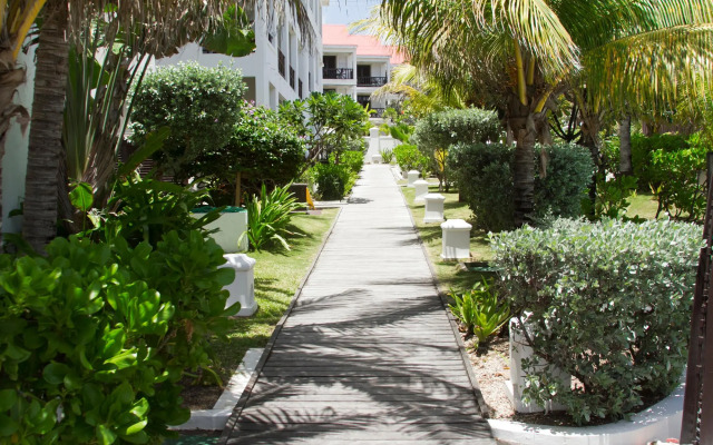Silver Point Hotel