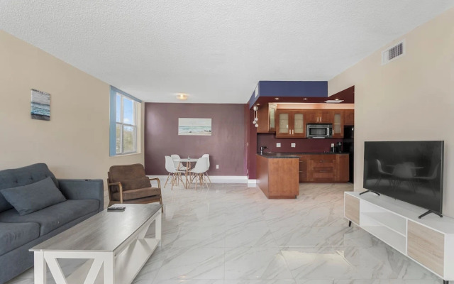 Bay Harbor Sunset Apt 2A