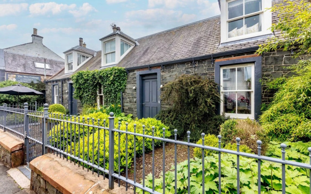 Shepherdess Cottage