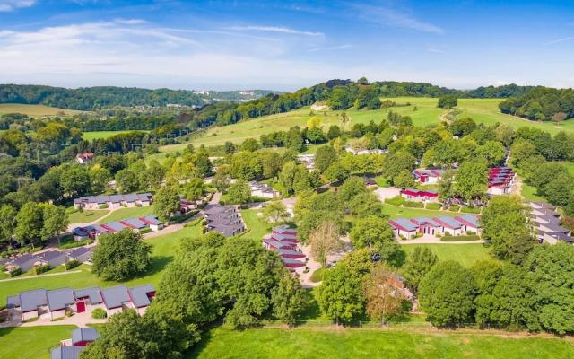 Well-kept Bungalow With Microwave Near Valkenburg