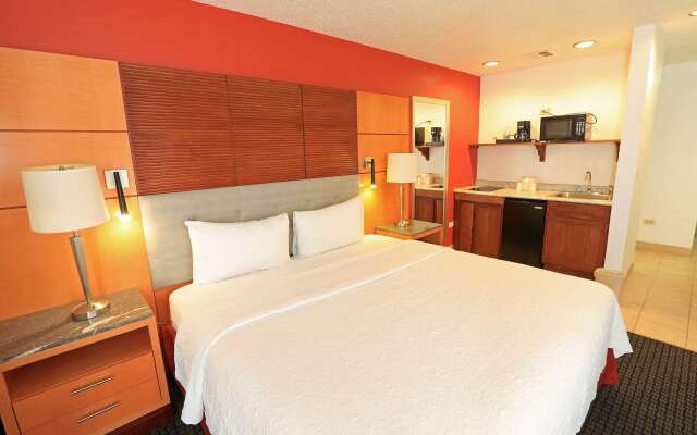 Days Inn by Wyndham Calumet Park