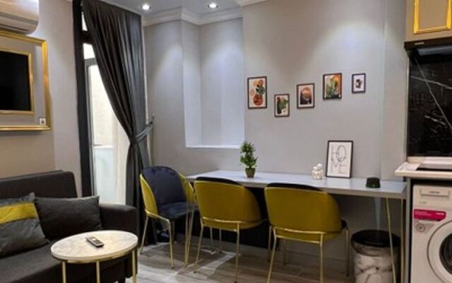 Taksim Larissa Residence