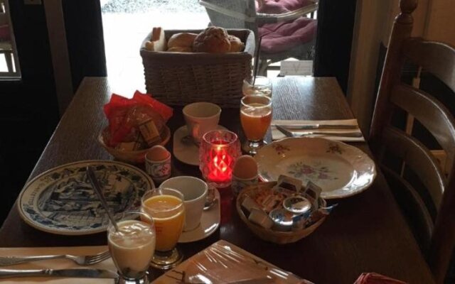 Boutique Hotel Four