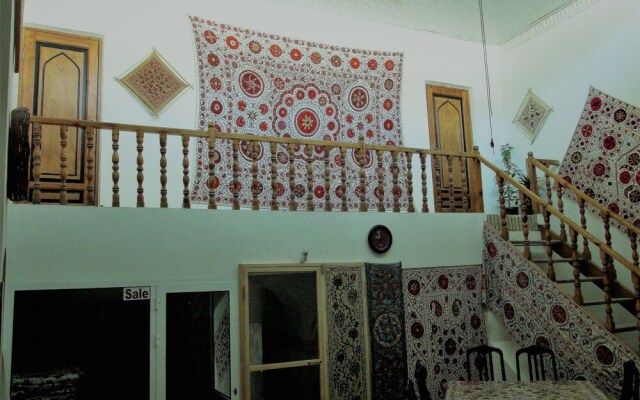 Hotel Al Bukhari B&B And Suzani Boutique