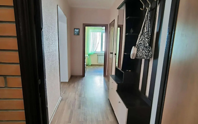 Apartments on 109 Rechnaya Street building 1