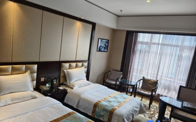 Zhangye Tianwei International Hotel (High-speed Railway West Station)
