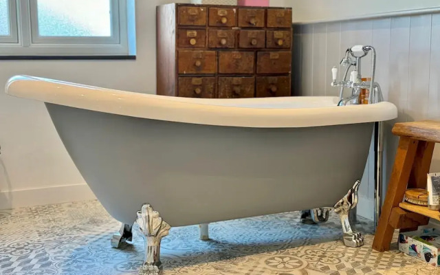 Seawynds Family Home With Far-reaching Sea Views