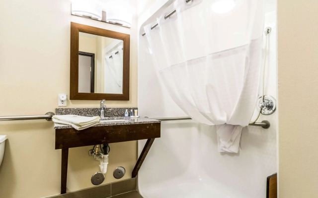 Comfort Inn Norwalk - Sandusky