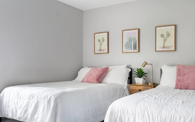 Spa-inspired Modern Oasis Near Downtown Nashville