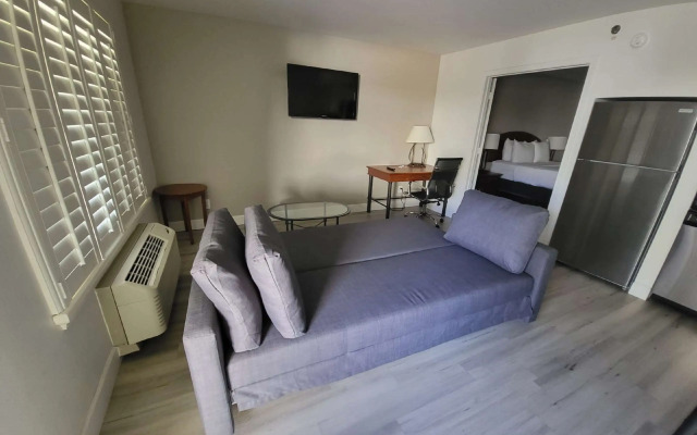 Red Lion Inn & Suites Phoenix/Tempe - Asu