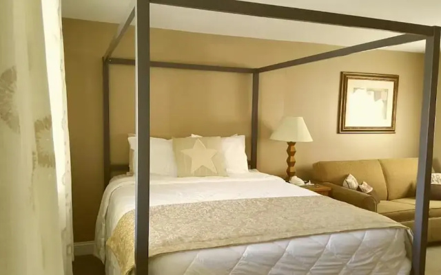 Starlight Lodge Cape Cod