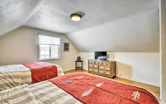 Beautiful Thermopolis Home w/ Private Yard & Grill