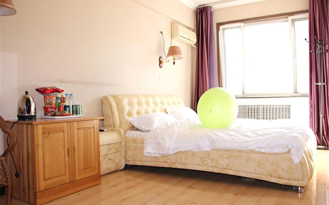 Chengde Xinhe 521 Theme Hotel