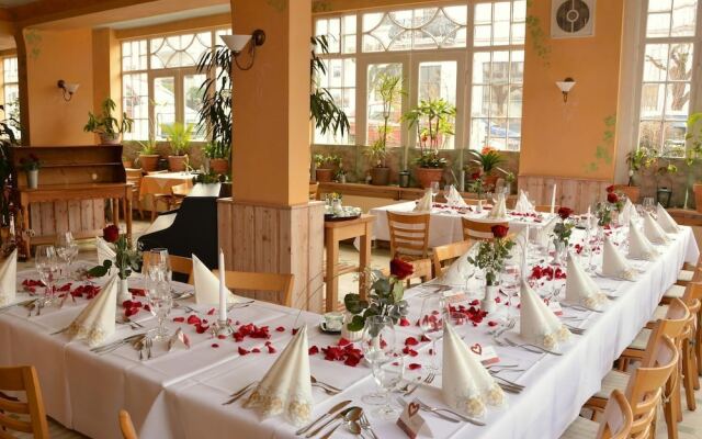 Duckys Restaurant Events Hotel