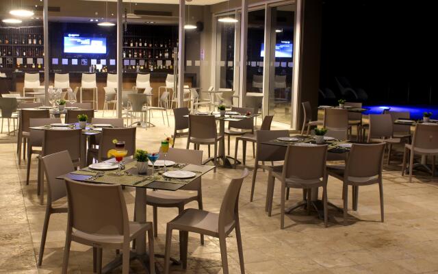 Holiday Inn Resort Mazatlan by IHG