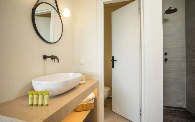 Aethrion Luxury Villas & Suites