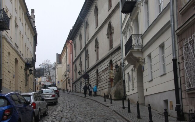 Bednarska Apartment Old Town