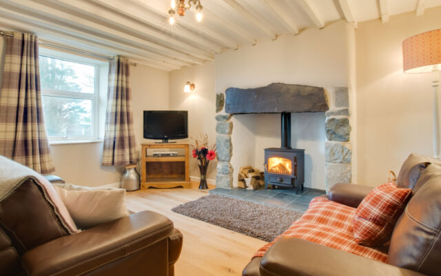 Holiday Home Ffermdy'r Bont